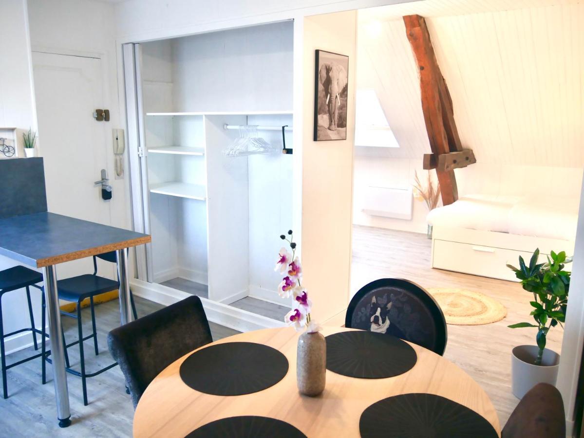 Soul House Apartamento Sens Exterior foto